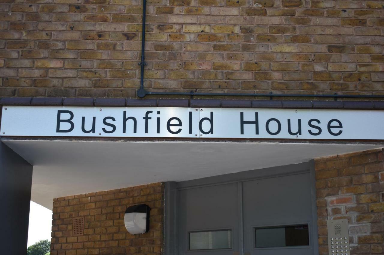 Bushfield House Apartment Питерборо Екстериор снимка